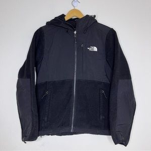 The North Face Women's Black Full Zip Polartec‎ Jacket Size Small